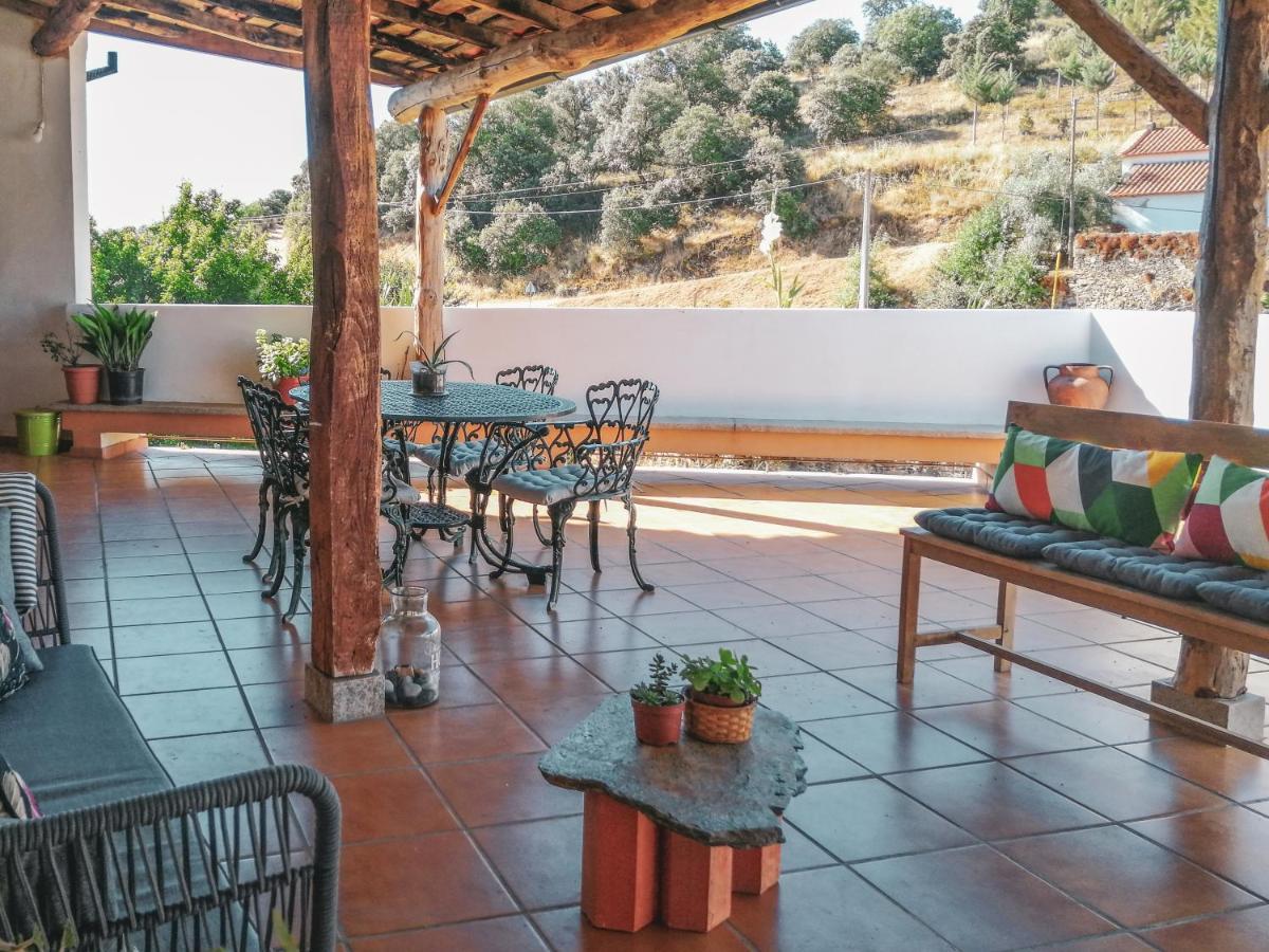 Villa Casa De Pimenteis Vimioso Exterior foto